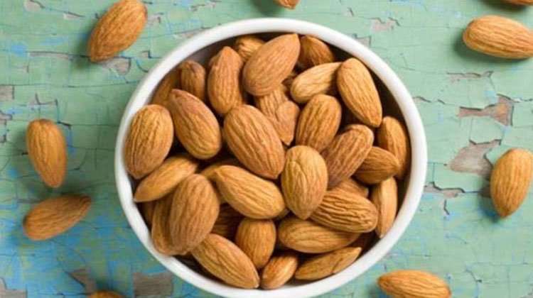 Almond Benefits बदाम खाण्याचे फायदे